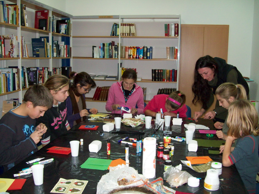 likovna radionica-uoci Bozica 2009